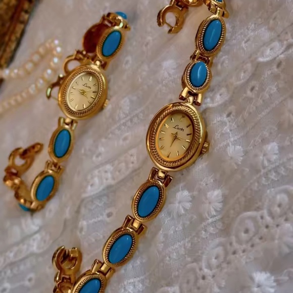 Vintage Elegant Turquoise Gold Women's Watch - Picture 3 of 6